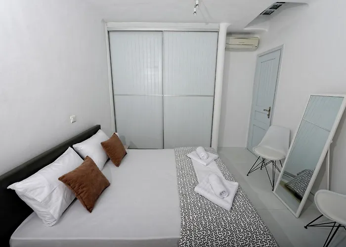 Villa In Mykonos With Sea View And Pool Kalafáti